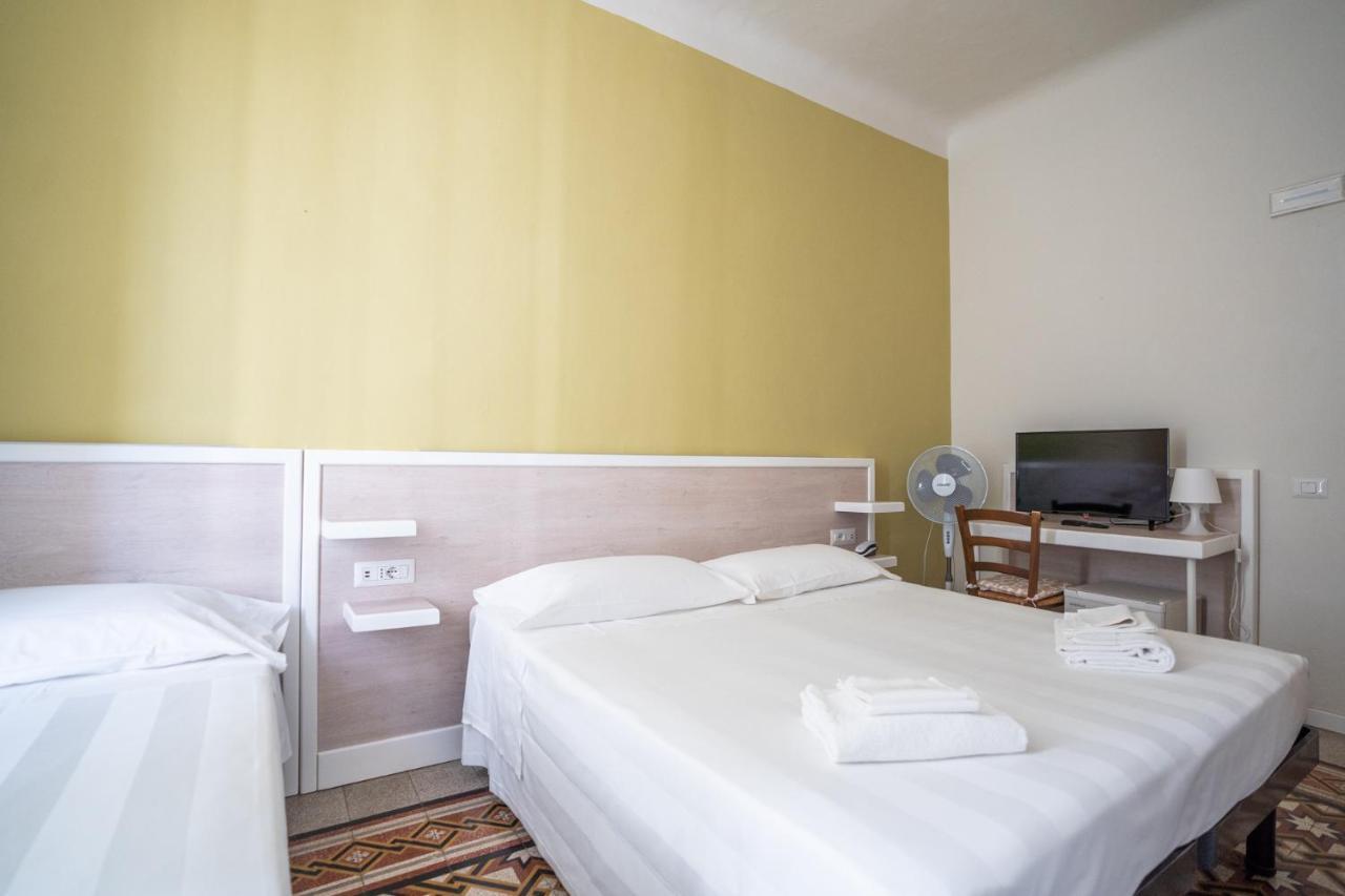 Albergo Centrale Siena Esterno foto