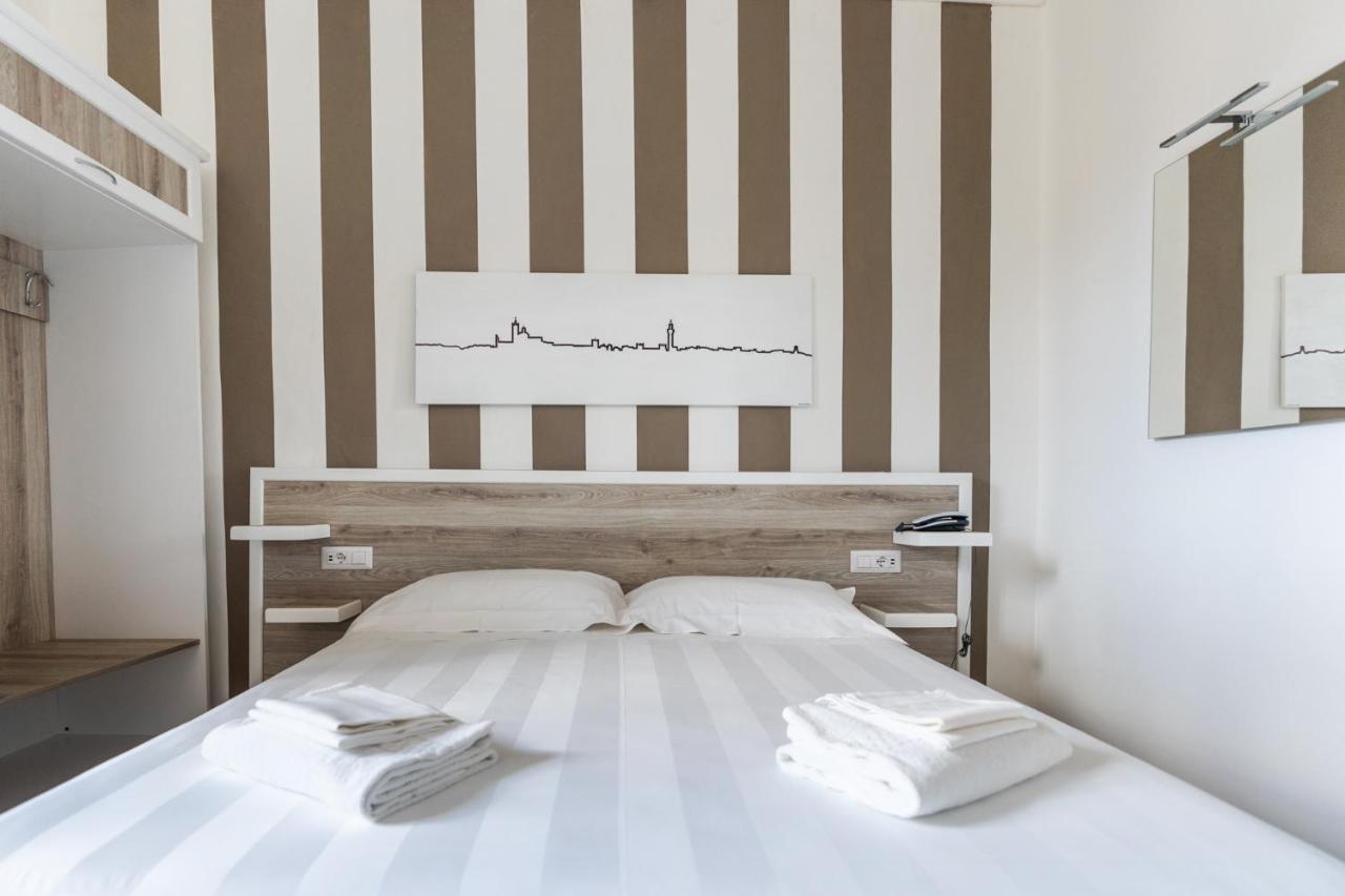 Albergo Centrale Siena Esterno foto