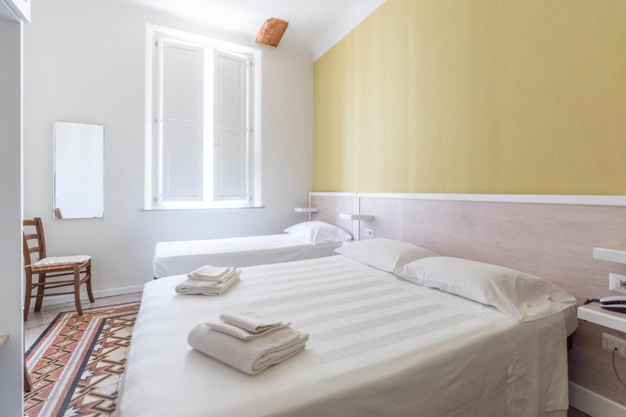 Albergo Centrale Siena Esterno foto