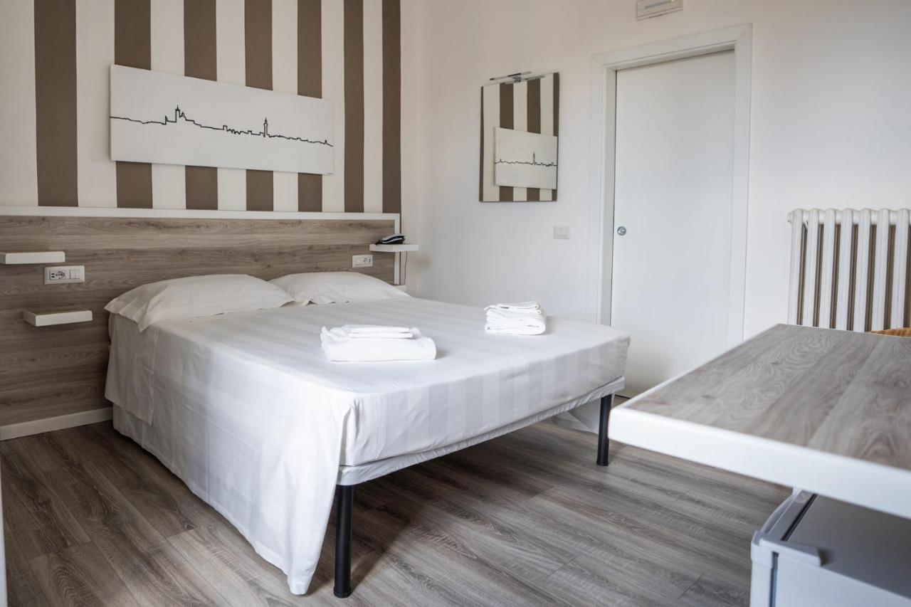 Albergo Centrale Siena Esterno foto