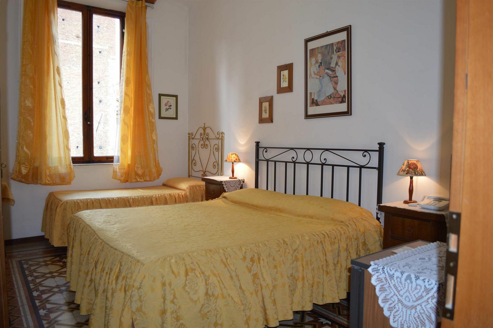 Albergo Centrale Siena Esterno foto